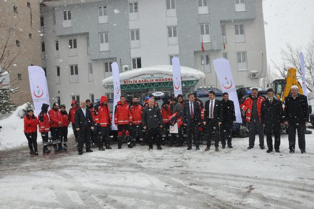 Bitlis’te UMKE ekibi, dualarla Suriye sınırına uğurlandı