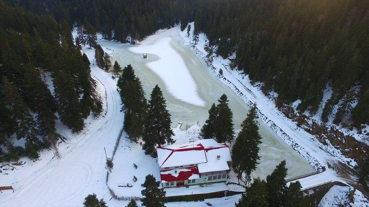  Akgöl Tabiat Parkı'ndaki göl buz tuttu G2