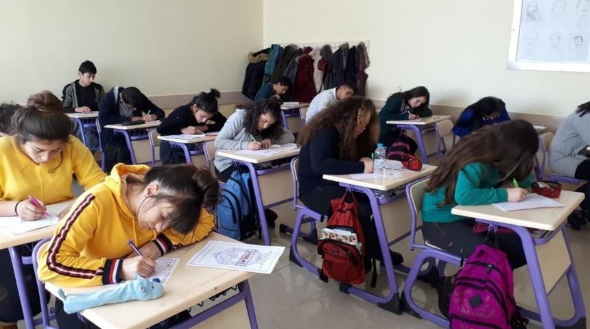 Kendi Sorularıyla Deneme Sınavı Yaptılar