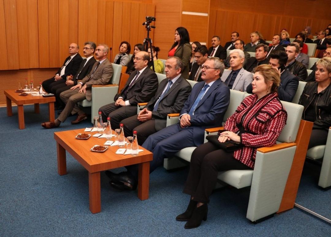 Mania&rsquo;da "&Ccedil;ocuk iş&ccedil;i" &ccedil;alıştayı