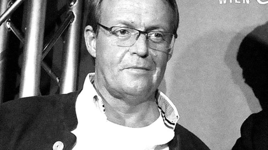 Ünlü sanatçının oğlu Antalya'da evinde ölü bulundu