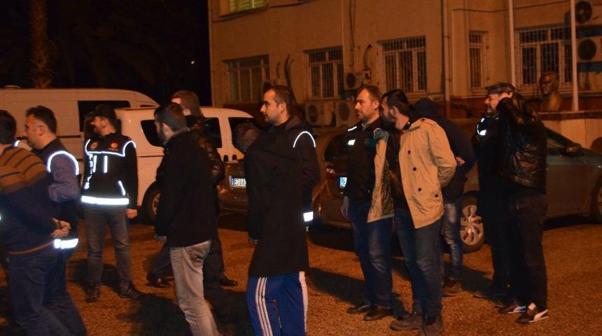 Uyuşturucu Satıcılarına Şafak Operasyonu: 22 G&ouml;zaltı