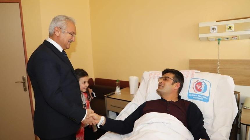 Başkan Başsoy&rsquo;dan hasta ziyareti