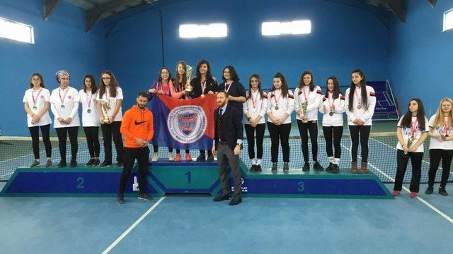 Tenis şampiyonlarına ödül