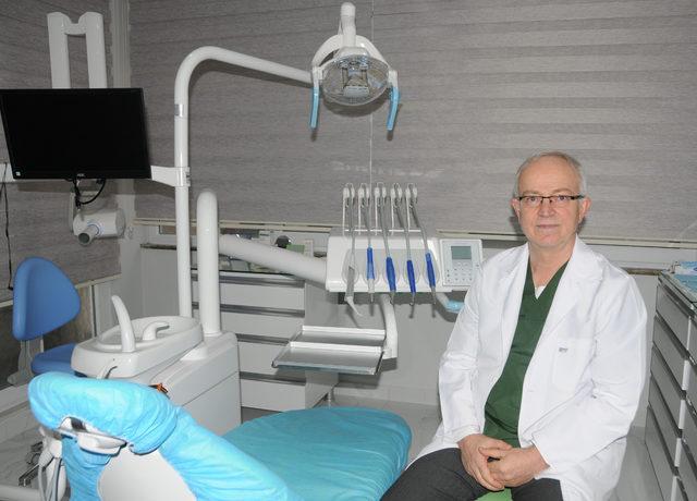 Diş hekimliği hayaline 56 yaşında kavuştu