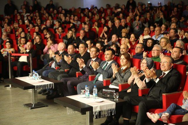 Manisa’da halk müziği ziyafeti