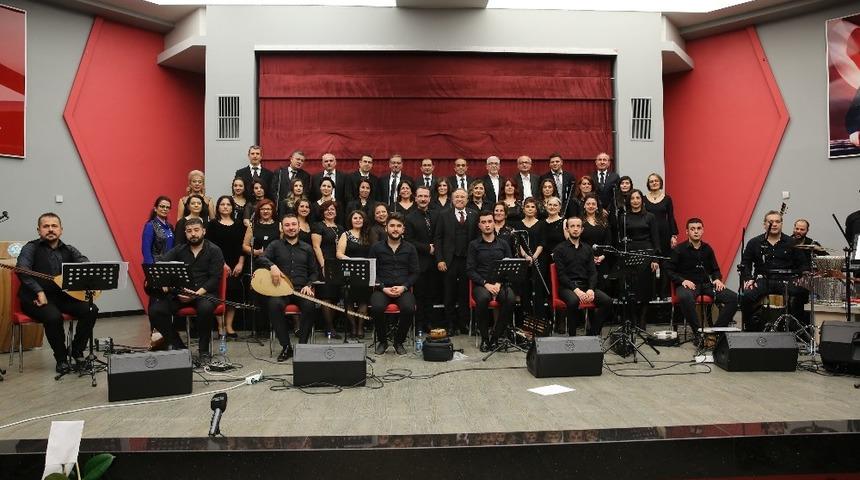 Manisa&rsquo;da halk m&uuml;ziği ziyafeti