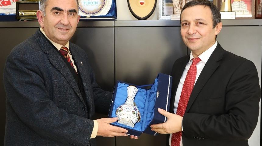 D&uuml;nya&rsquo;nın En Etkili Bilim İnsanları 2018 Listesindeki ER&Uuml; &Ouml;ğretim &Uuml;yeleri, Rekt&ouml;r &Ccedil;alış&rsquo;ı Ziyaret Etti