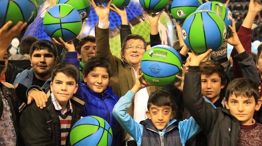 Merkezefendi&rsquo;de &lsquo;Karneni getir, topunu g&ouml;t&uuml;r&rsquo; projesi bu yıl da devam ediyor