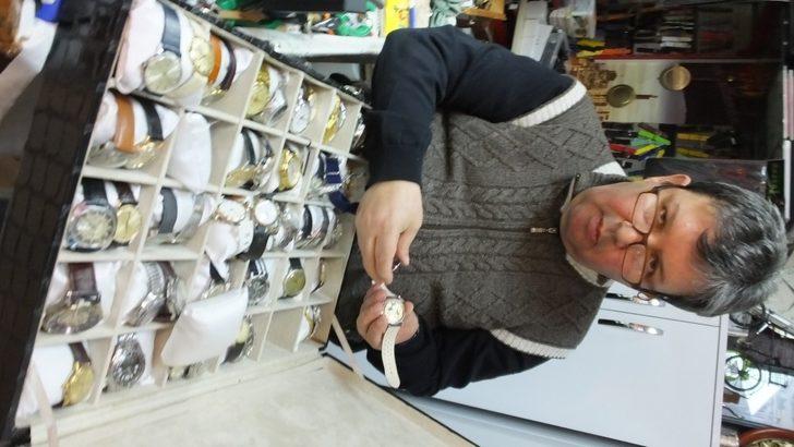 150 yıllık saatlerden koleksiyon yaptı G4
