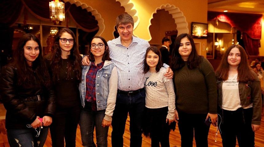 Antalya&rsquo;da 790 okul birincisi bin 580 yakını ile birlikte tatile &ccedil;ıkıyor