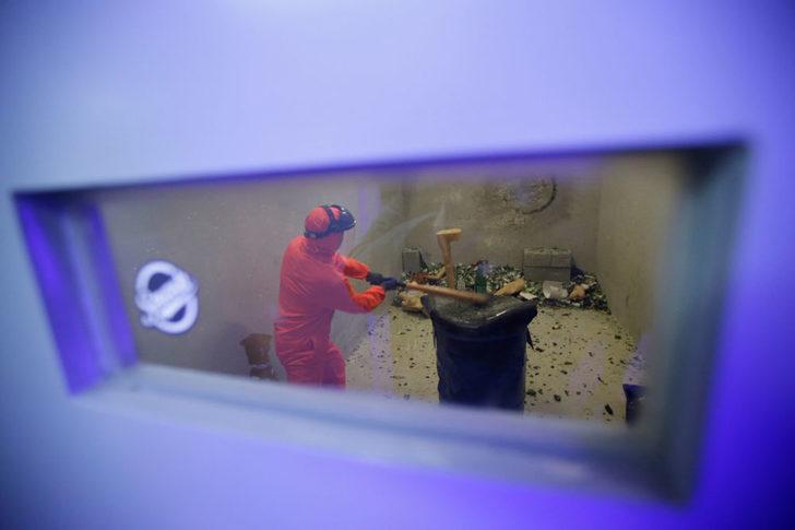 Alışılmışın dışında bir terapi: Öfke odası... G2