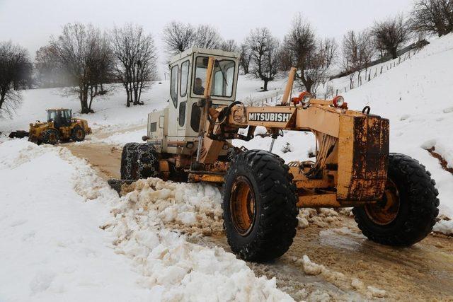 Tunceli’de karla mücadele