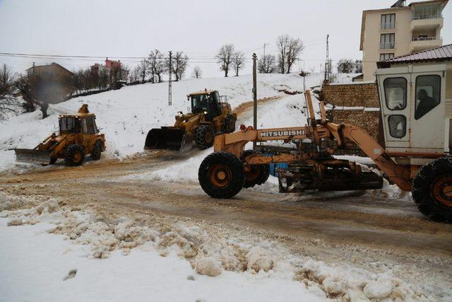 Tunceli’de karla mücadele