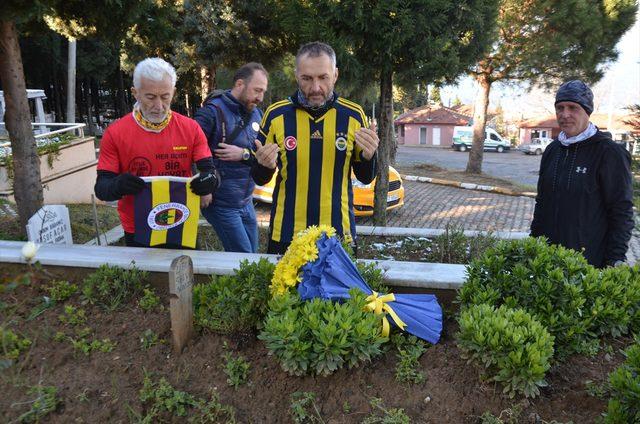 Fenerbahçeli futbolculara destek için İzmir’den İstanbul’a koşuyor