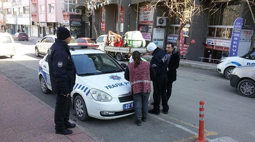 Yaya ge&ccedil;idinde yol vermeyen s&uuml;r&uuml;c&uuml;lere ceza yağdı