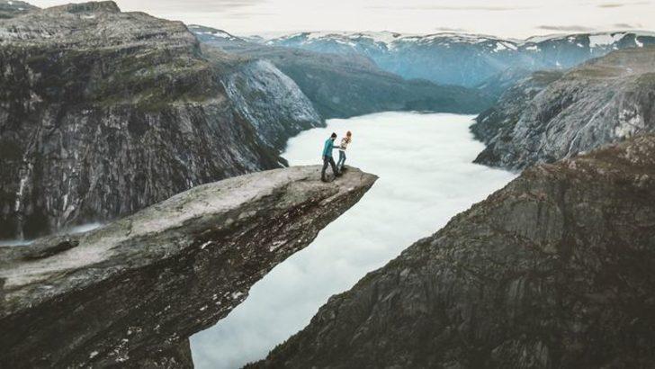 Trolltunga kayalığı ziyaretçi akınına uğruyor G3
