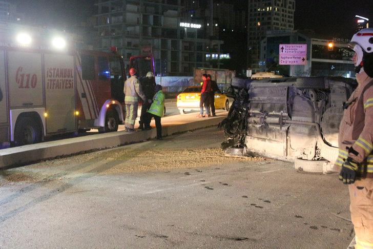 Kağıthane'de kaza! Dakikalarca kaldırılışını izledi G1