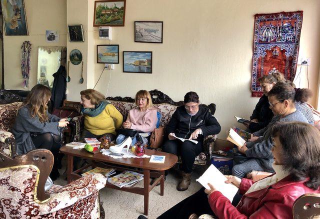 KKTC de bir ilk olan  kadınlar kahvehanesi  b&uuml;y&uuml;k ilgi g&ouml;r&uuml;yor 2