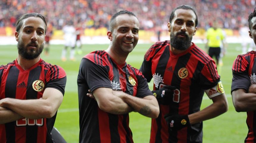 Semih Şentürk’ten Eskişehirspor’a iyi haber