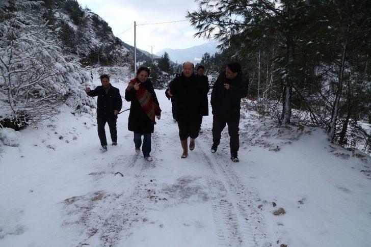 Efeler’de karla mücadele devam ediyor G4