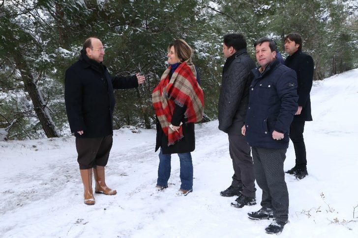 Efeler’de karla mücadele devam ediyor G5