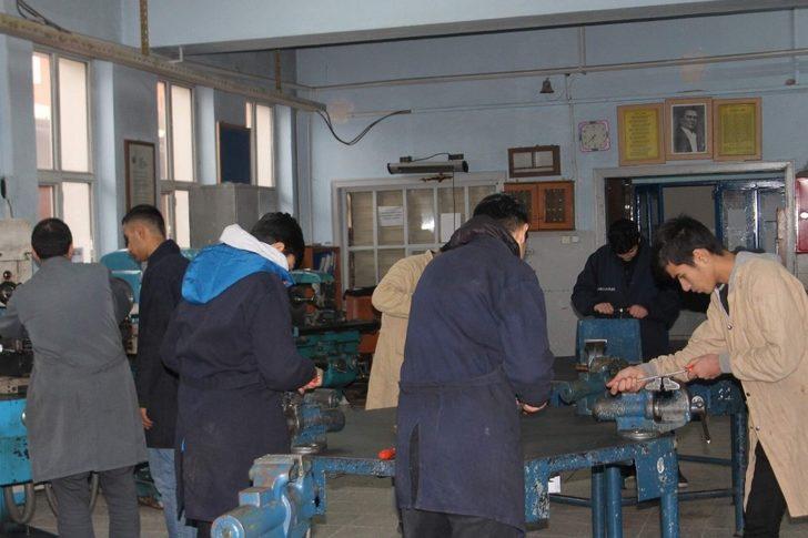 Siirtli öğrenciler Romanya’ya gidecek G3