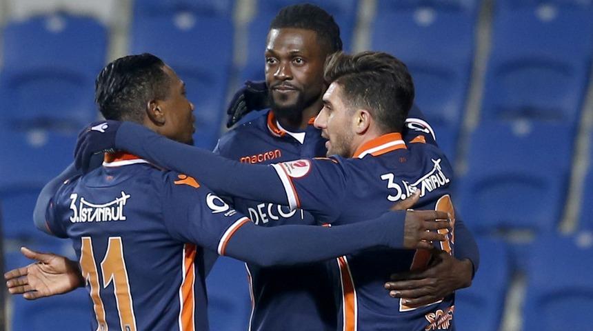 Başakşehir, Adebayor'la güldü: 1-0
