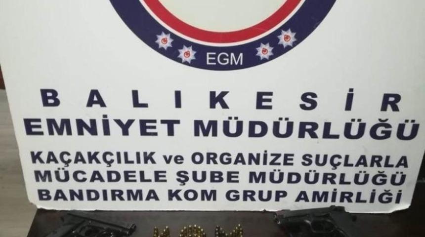 5 adet ruhsatsız tabanca ele geçirildi