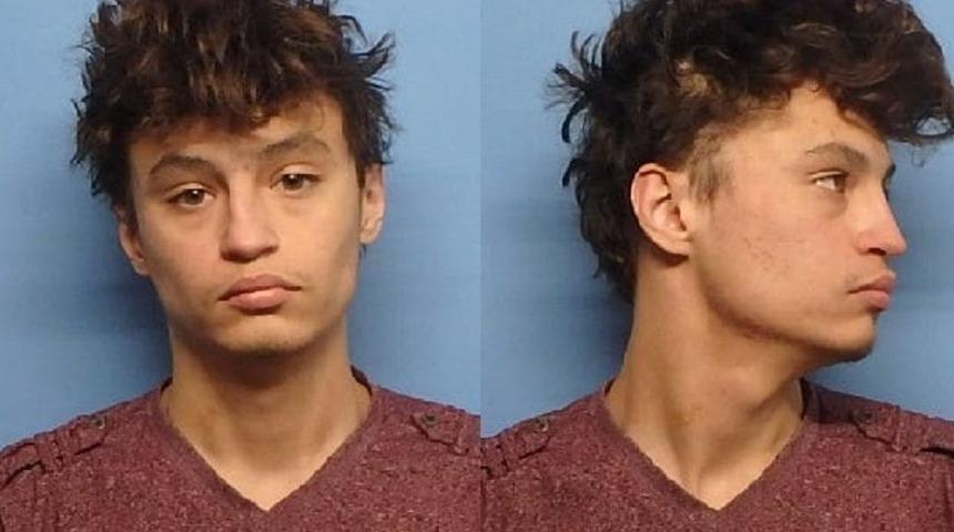 Oyun konsoluna meyve suyu döken 4 yaşındaki kızı döverek öldürdü