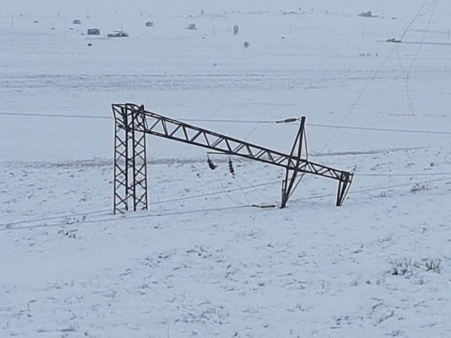 Enerji timleri kar kış demiyor