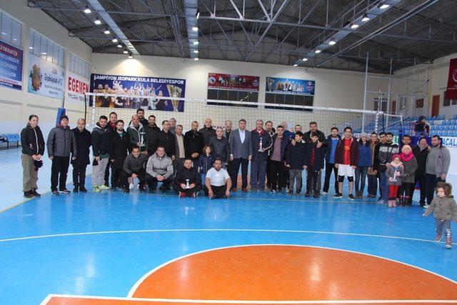 Öğretmenler arası voleybol turnuvası sona erdi