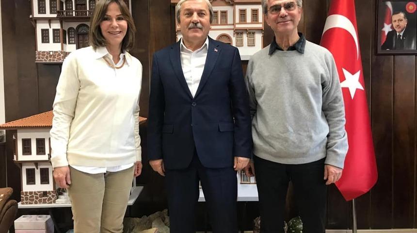 Başkan Şahin’dan fabrika sahibi iş kadınına teşekkür