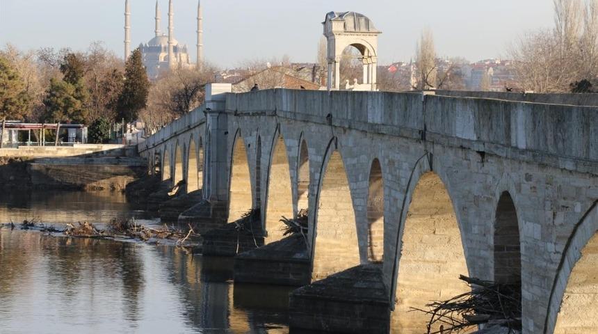 Edirne Valisi Canalp gazetecilerle buluştu