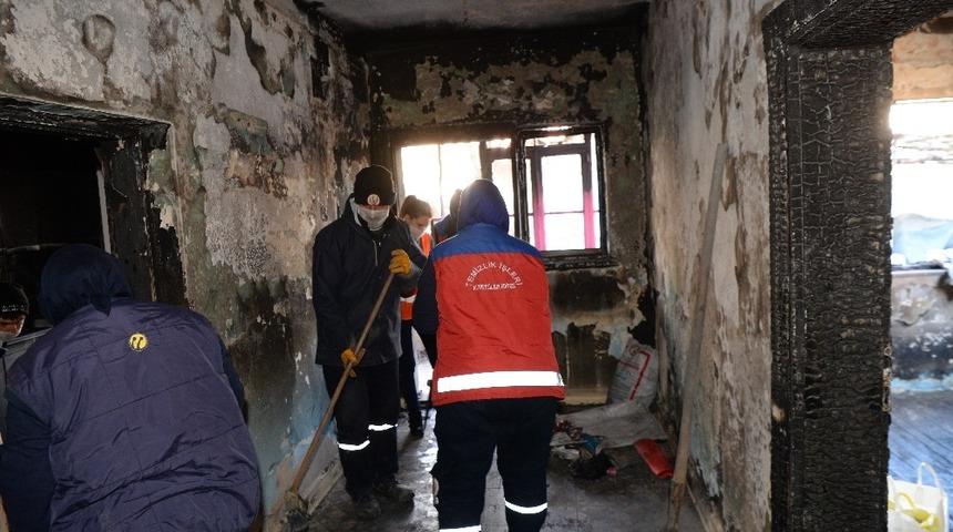 Evi yanan vatandaşa ALGEM’den destek