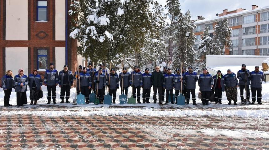 İn&ouml;n&uuml; Belediyesinde TYP&rsquo;li iş&ccedil;iler iş başı yaptı