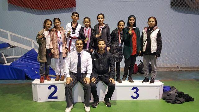 Taekwondo Gaziantep Şampiyonasında 7 Derece Birden