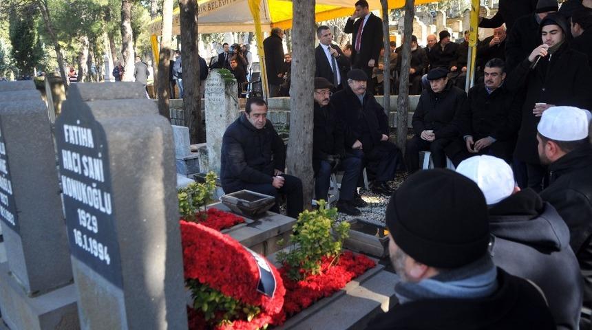 SANKO holding ve GSO’nun kurucusu Sani Konukoğlu, mezarı başında anıldı