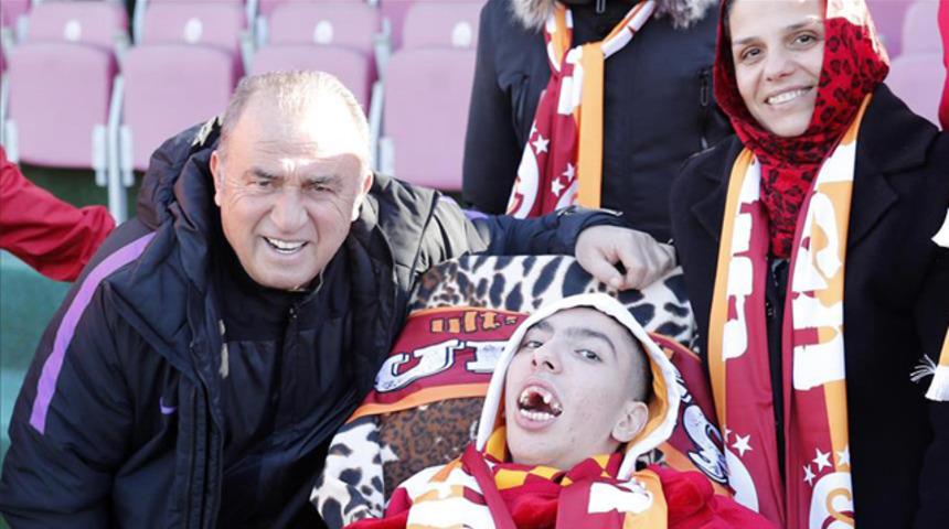Galatasaraylı engelli gencin hayali gerçek oldu