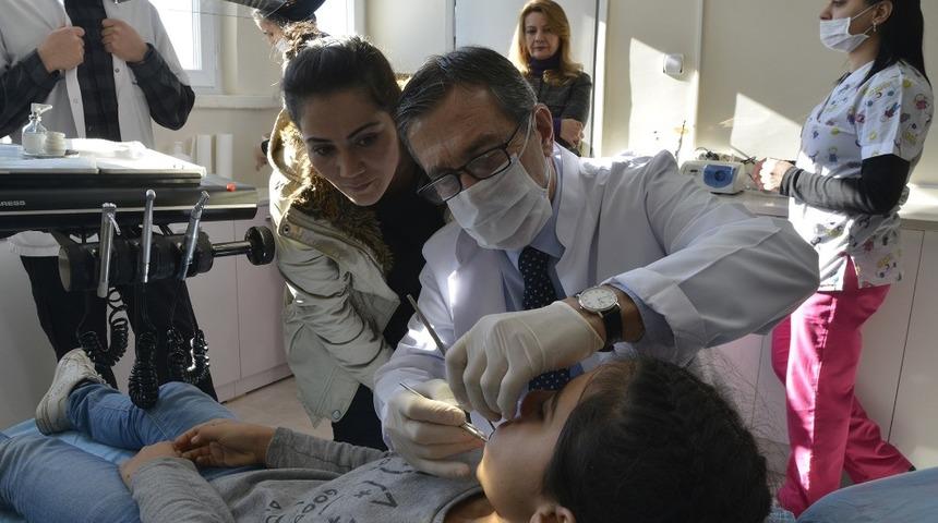 Tepebaşı, &Ccedil;ukurhisar&rsquo;da diş kliniği a&ccedil;tı