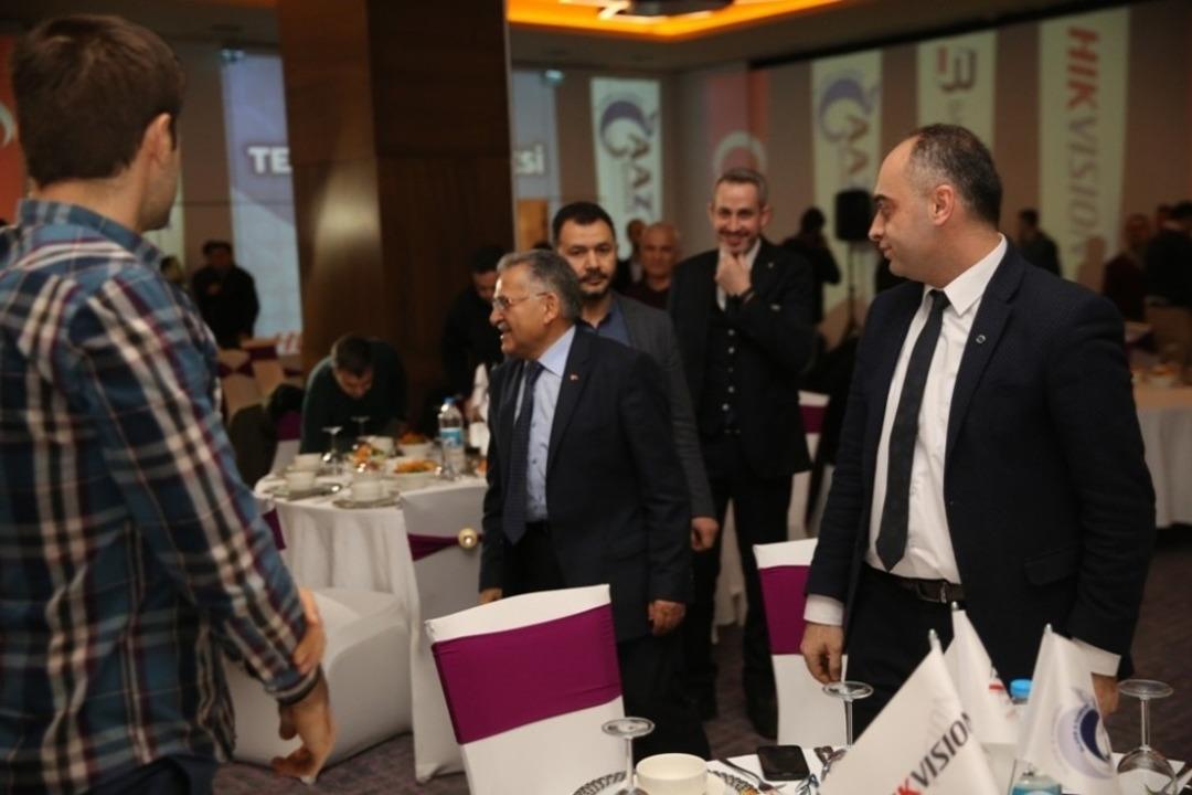Başkan B&uuml;y&uuml;kkılı&ccedil;: &ldquo;Kayseri e-ticaret merkezi olacak&rdquo;
