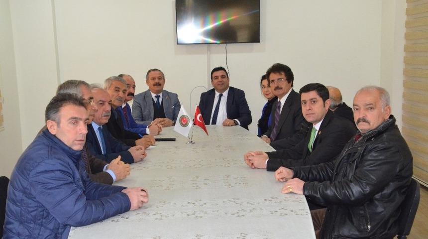 CHP&rsquo;li Soner G&ouml;k&ccedil;e&rsquo;den muhtarlar derneğine ziyaret