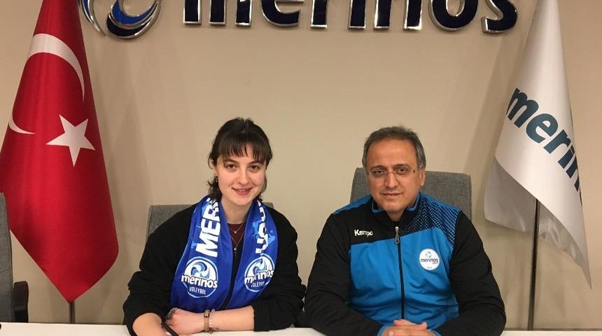 Merinosspor’un son transferi Pelin Beydüz ilk antrenmanına çıktı