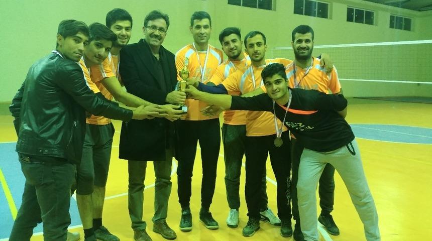 Sincik’te voleybol turnuvası