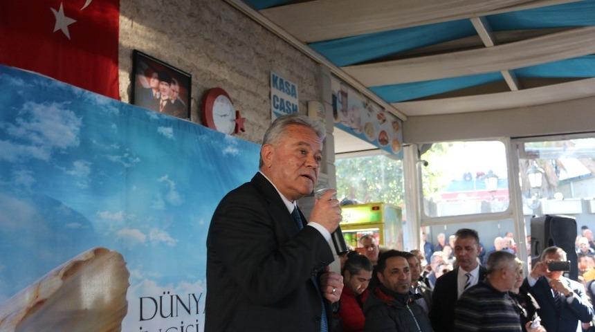 Başkan Acar: “Beni başkan adayı göstermek zorundalar”