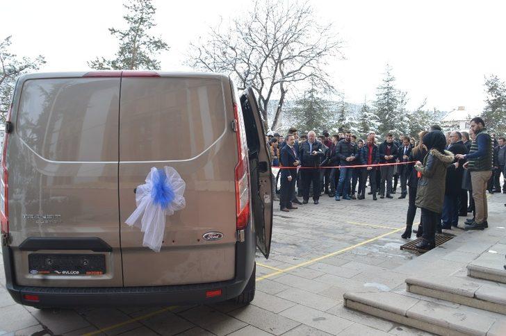 Tarihi okula incelenmek üzere araç hibe edildi G2