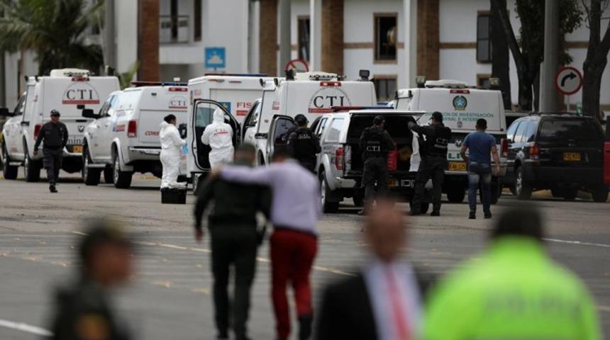 Son dakika! Kolombiya'da bomba yüklü araçla saldırı!