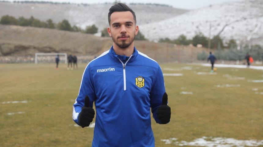 Barış Alıcı'dan Evkur Yeni Malatyaspor taraftarına &ouml;vg&uuml;