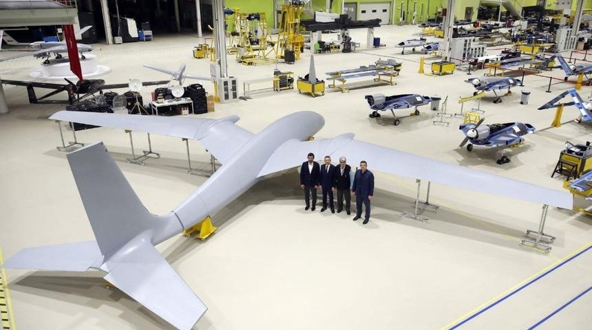 Sel&ccedil;uk Bayraktar&rsquo;dan #10YearChallenge akımı paylaşımı