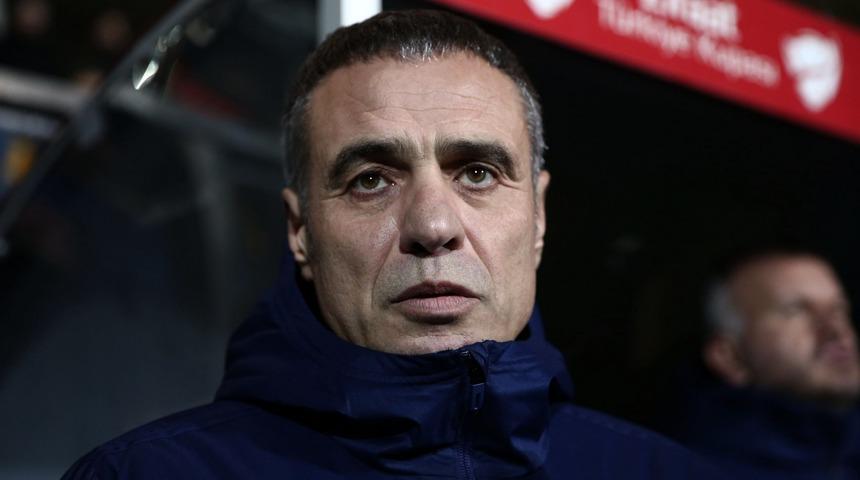 Fenerbahçe'de transfer gerçekleşmemesi Ersun Yanal'ı üzdü